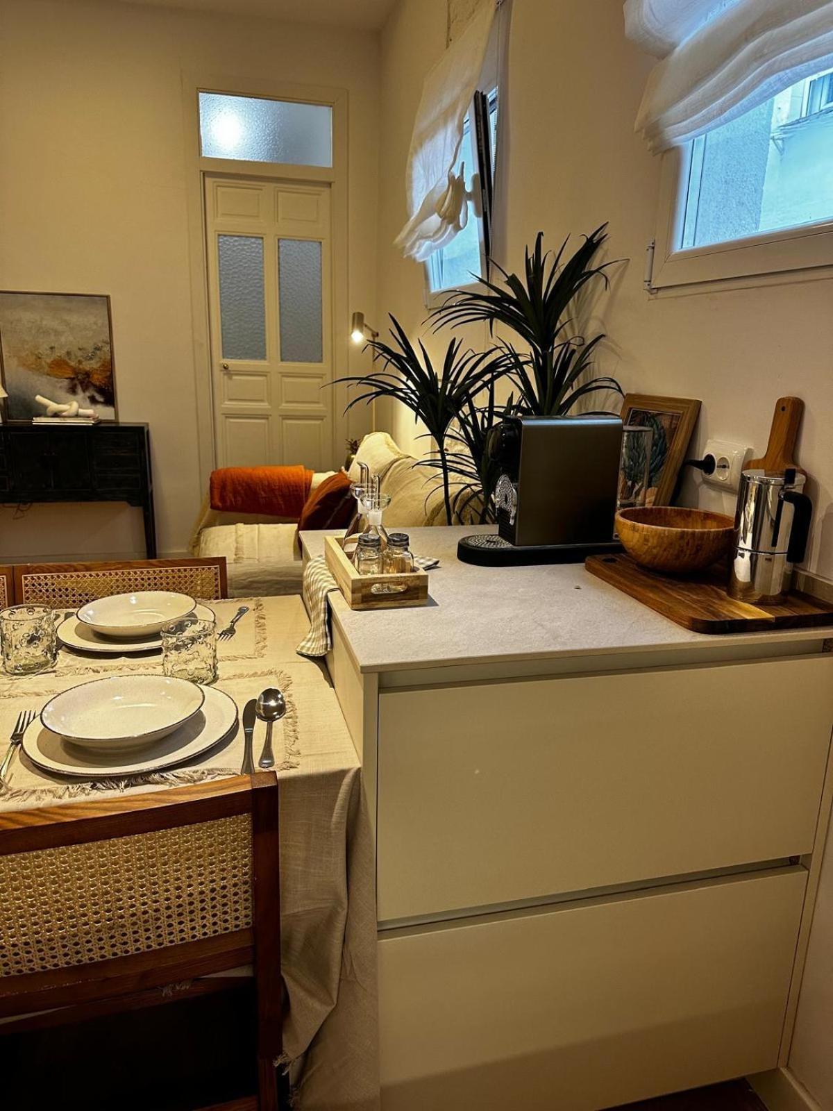 Piso 2 Habitaciones En El Centro มาดริด ภายนอก รูปภาพ